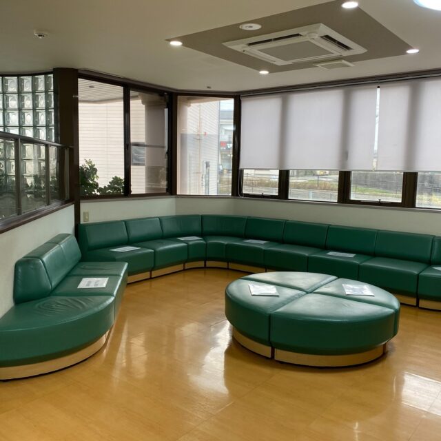 【制作実績:みどりが丘クリニック様 公式サイト】
長崎県五島市に位置する内科
「みどりが丘クリニック」様の公式サイト制作を担当させていただきました。
「地域に根ざした誠実な医療」というコンセプトを形にするため、
清潔感のあるクリーンなデザインと、患者様が迷わない
アクセシビリティを追求したサイト構成に仕上げています。
*Instagramではちょっとまじめな実績やテスト動画を投稿していきます!
*完全趣味のテスト動画はfacebookまで!
facebook:https://www.facebook.com/profile.php?id=61588556541274
ハッシュタグ
#佐賀県 #伊万里市
#中小企業支援
#業務効率化
#DX推進
#ホームページ制作
#WEB広告